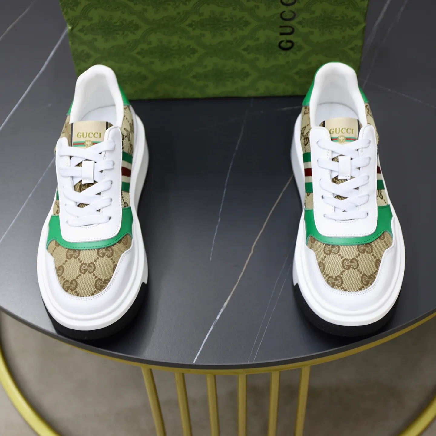 Ex-factory price: 462💰🙅‍♂️🙅‍♂️🙅‍♂️ Brand: GUCCI Standard code: 38-44 (45 customized) Grade: Same as the official website Material: Original cowhide material stitching Comfortable sheepskin lining Lightweight and wear-resistant sports outsole Style category: Men's fashionable casual shoes Running sneakers Distinguished luxury brand elements Top luxury Color: actual picture color